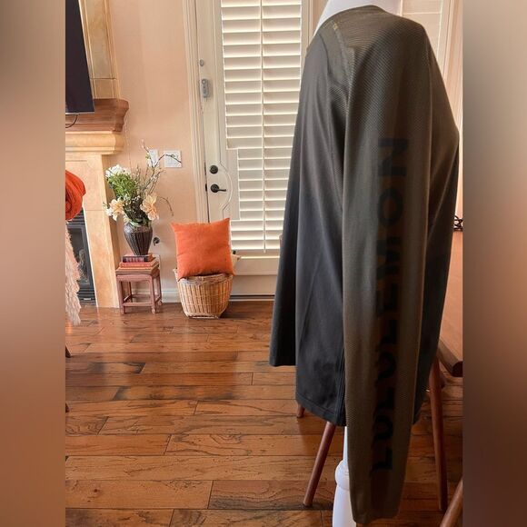 Lululemon Metal Vent Tech 2.0 Long Sleeve L Enamel Green Obsidian Training Top - Picture 6 of 8